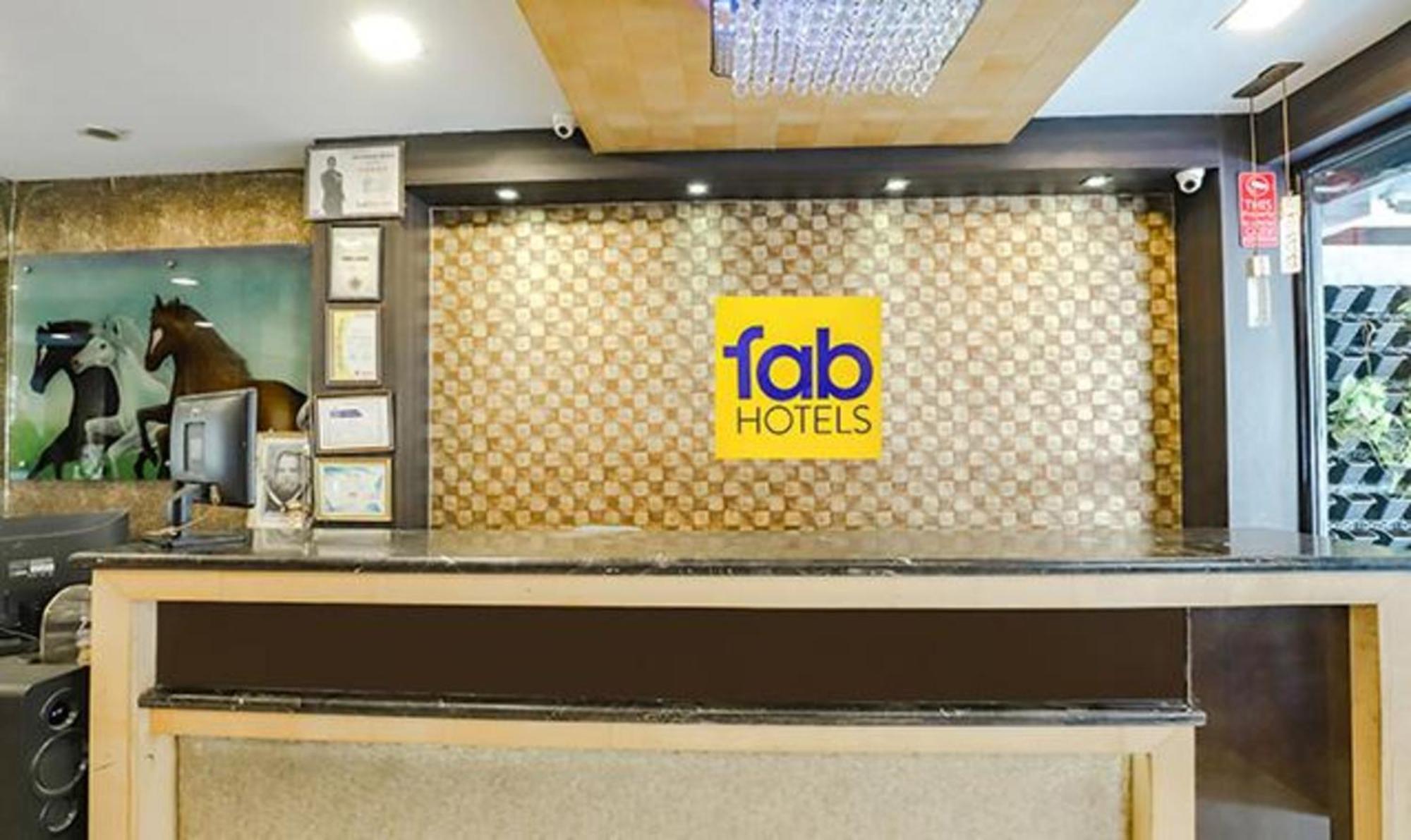 Fabhotel Parashar Нагпур Екстериор снимка