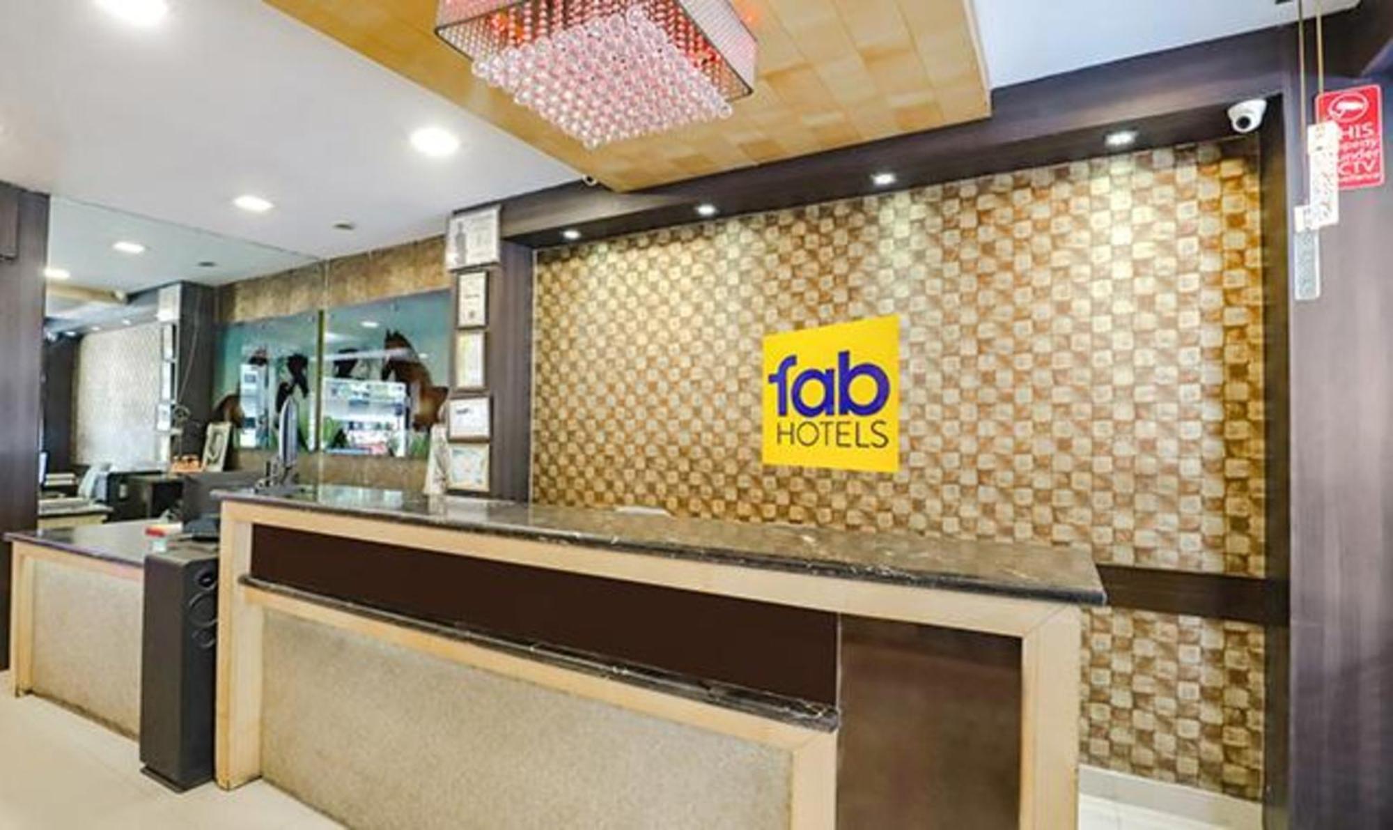 Fabhotel Parashar Нагпур Екстериор снимка